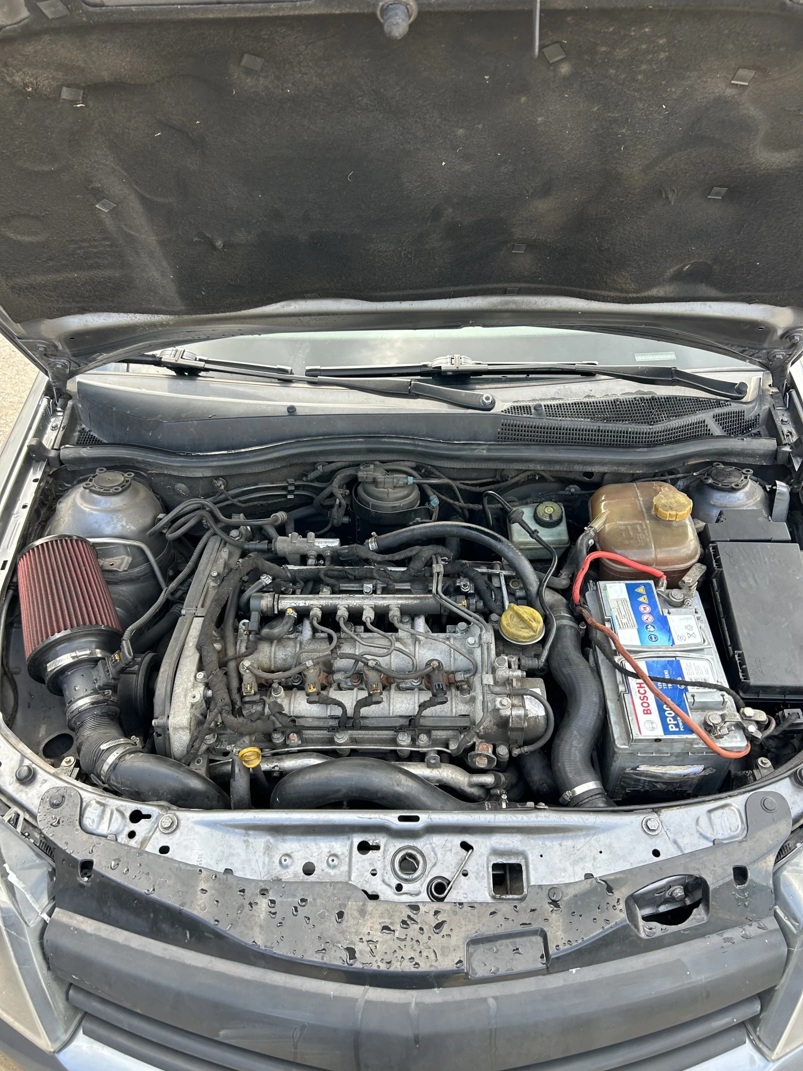 Opel Astra 1.9 GTC - изображение 10