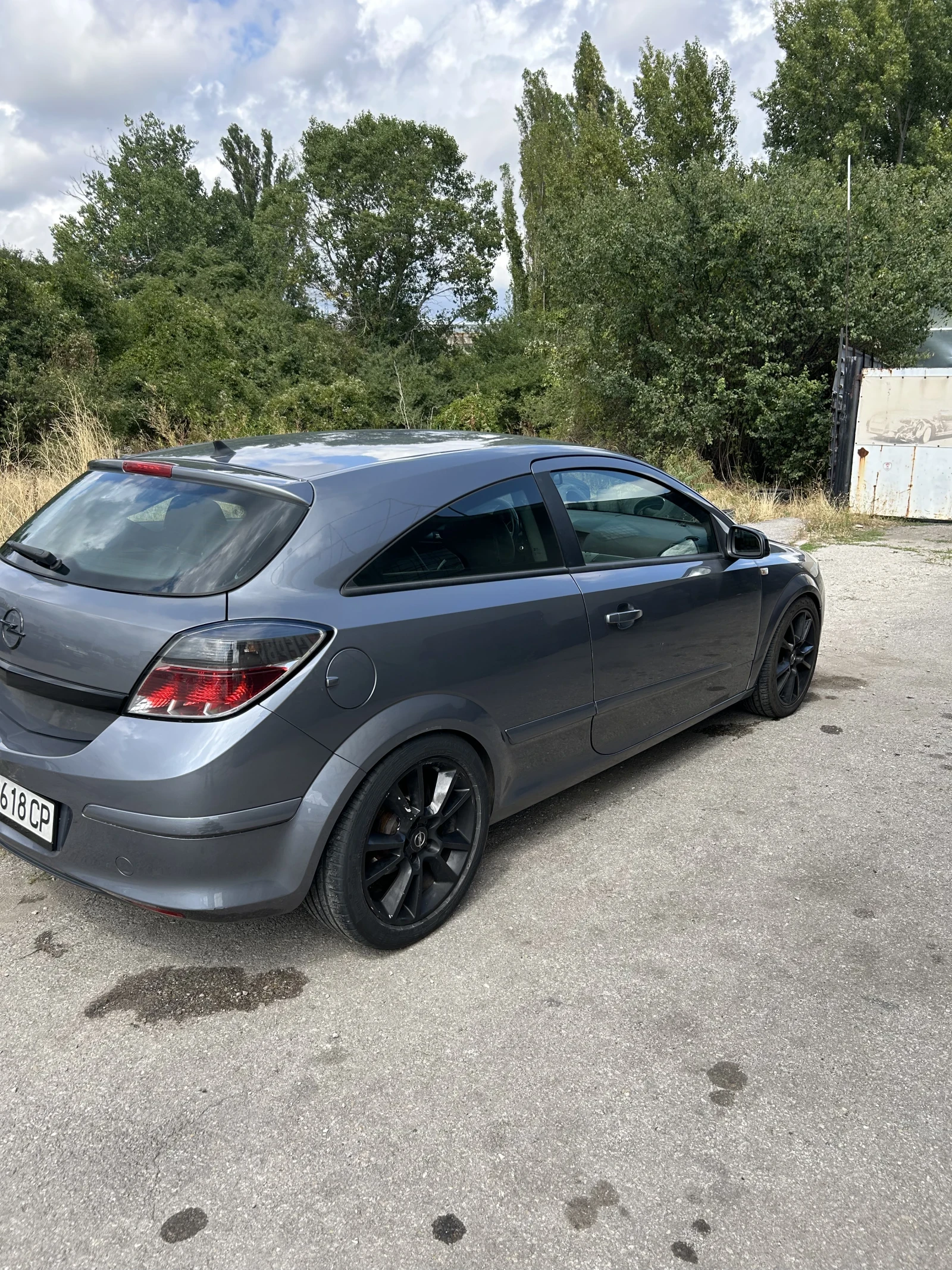 Opel Astra 1.9 GTC - изображение 2