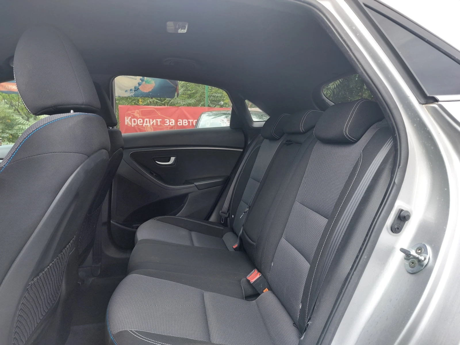 Hyundai I30 1.6CRDI* ST-LINE* 6-SPEED*  - изображение 9