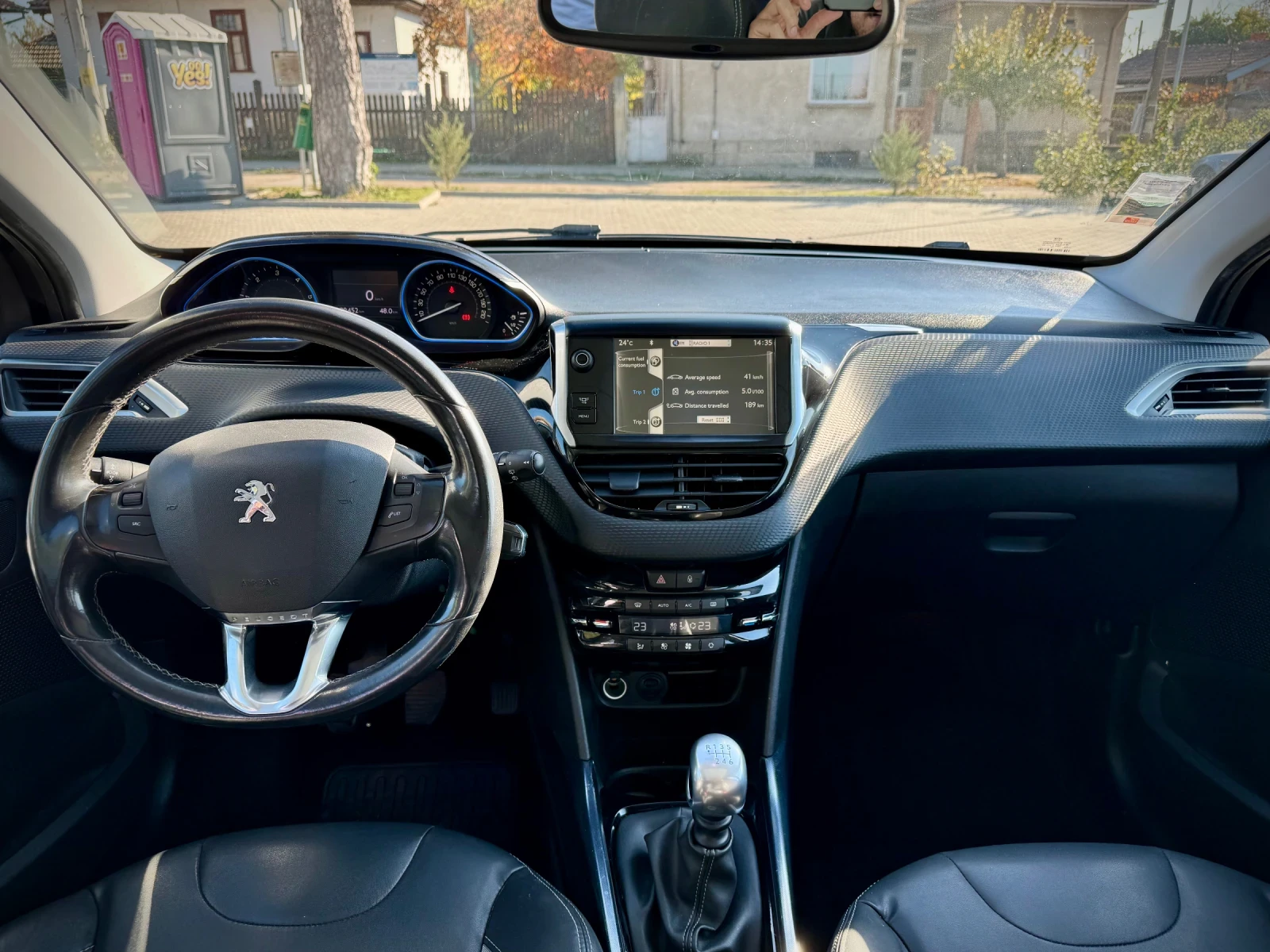 Peugeot 2008 1.6 e-HDi Allure 115к.с. - изображение 7