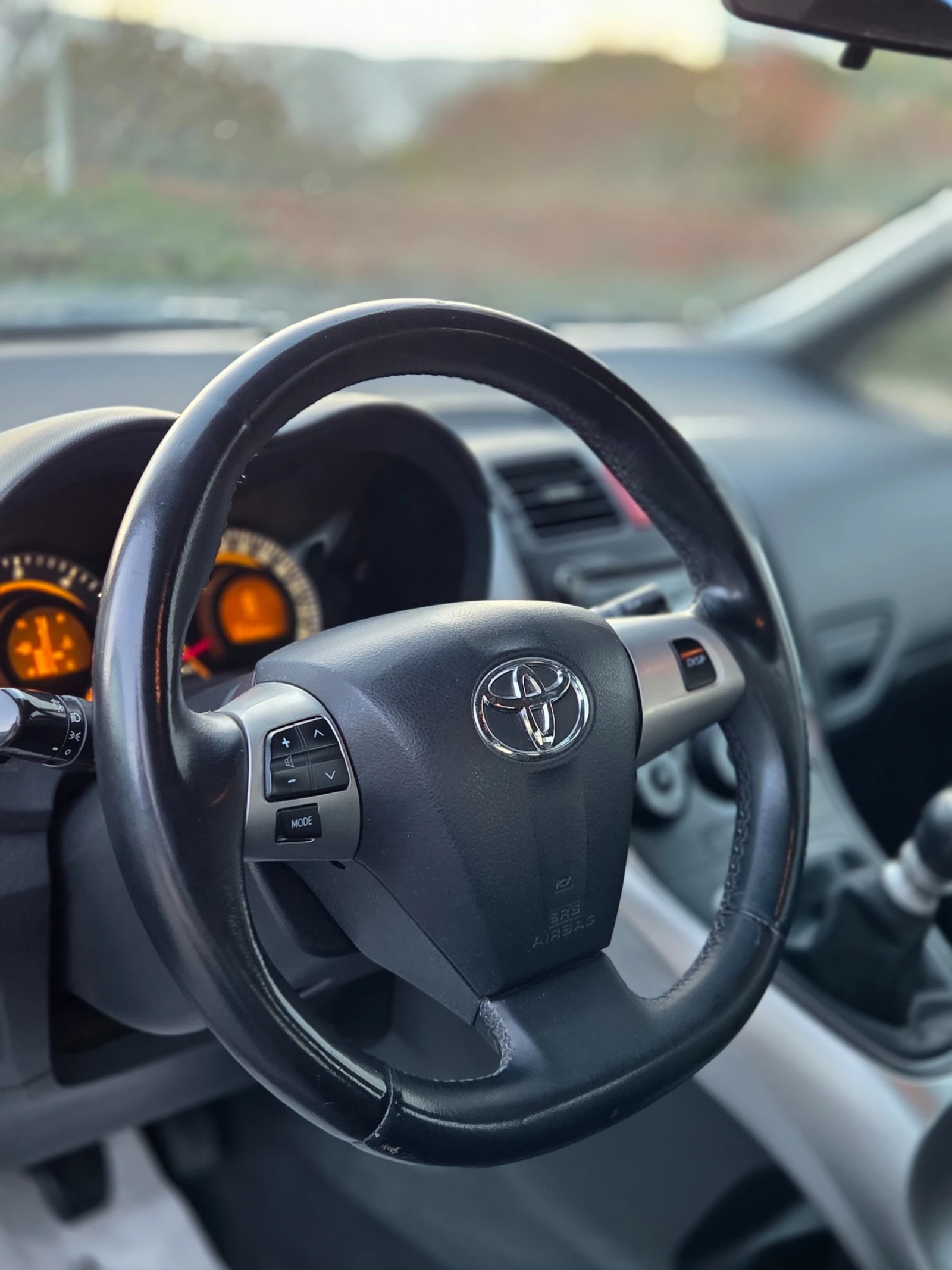 Toyota Auris 1.4D4-D FACELIFT ������� | Mobile.bg � ����������� 10