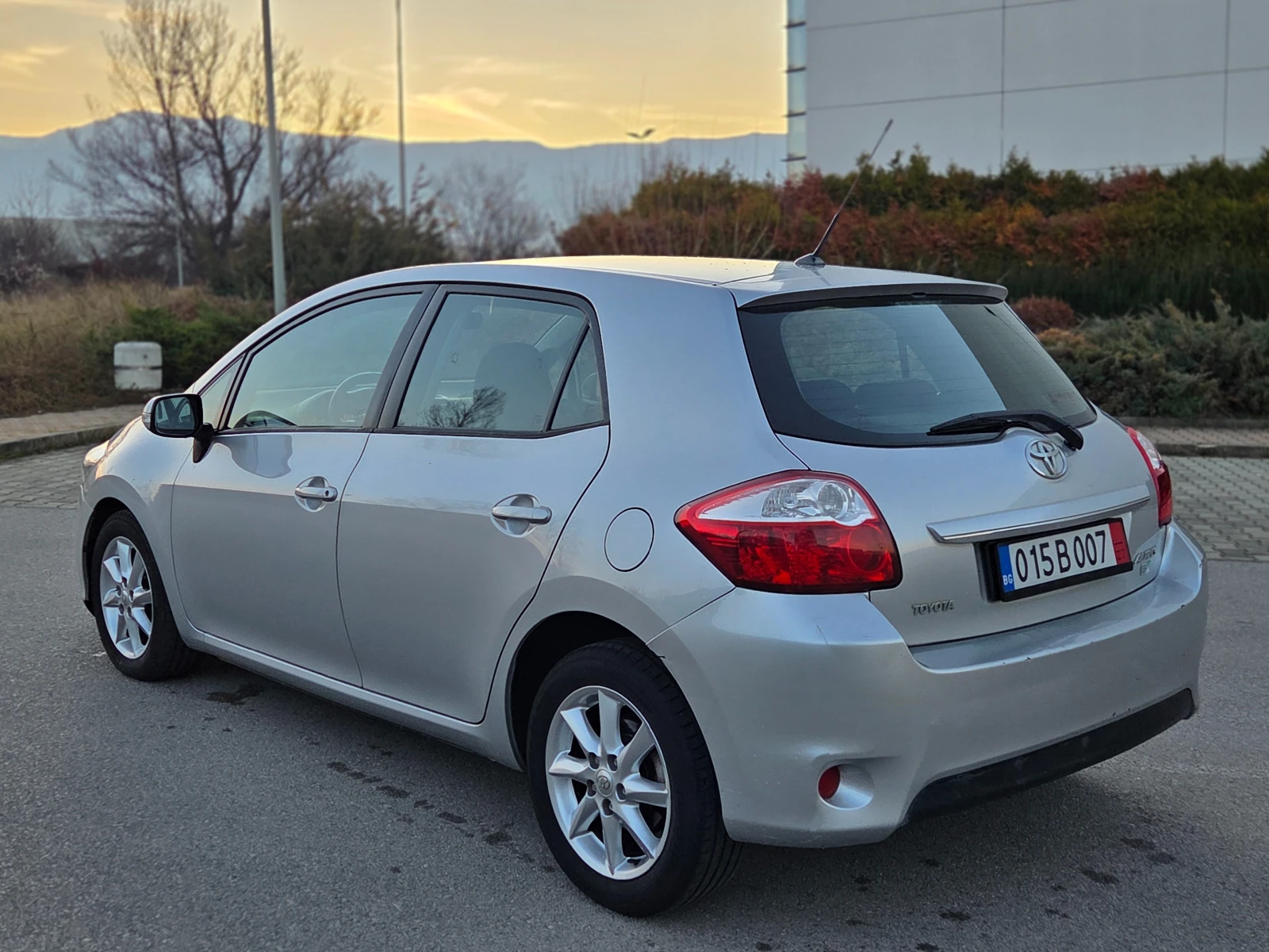 Toyota Auris 1.4D4-D FACELIFT ������� | Mobile.bg � ����������� 5