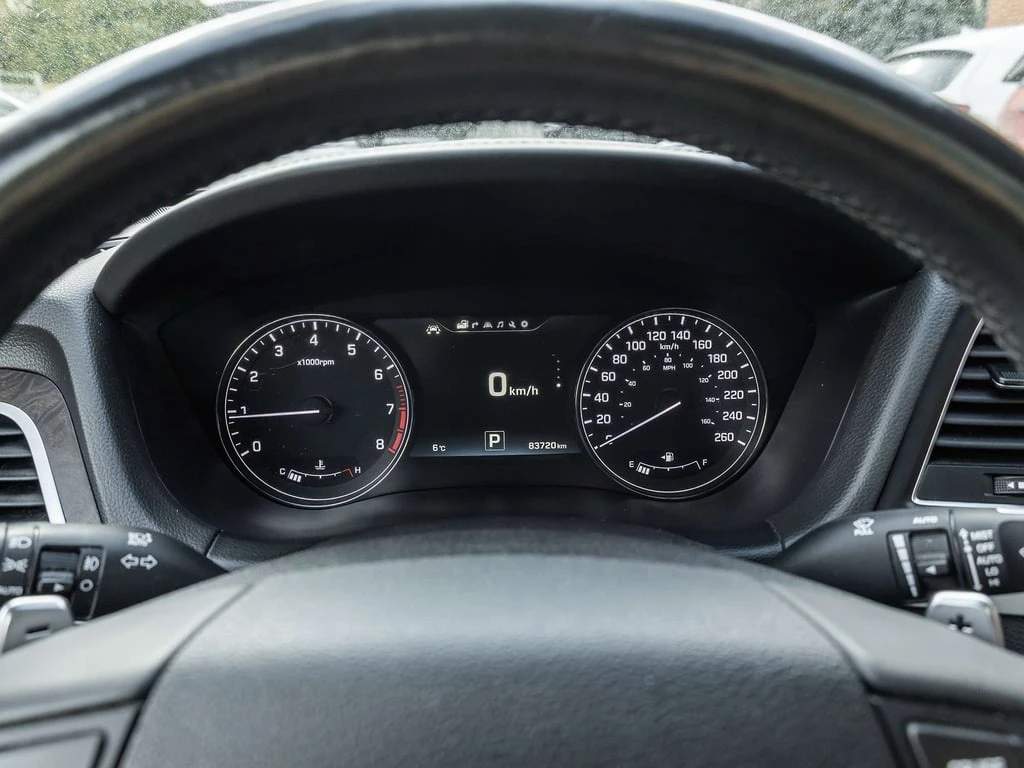 Hyundai Genesis * 3.8L * CARFAX * ���� �� �� | Mobile.bg � ����������� 9