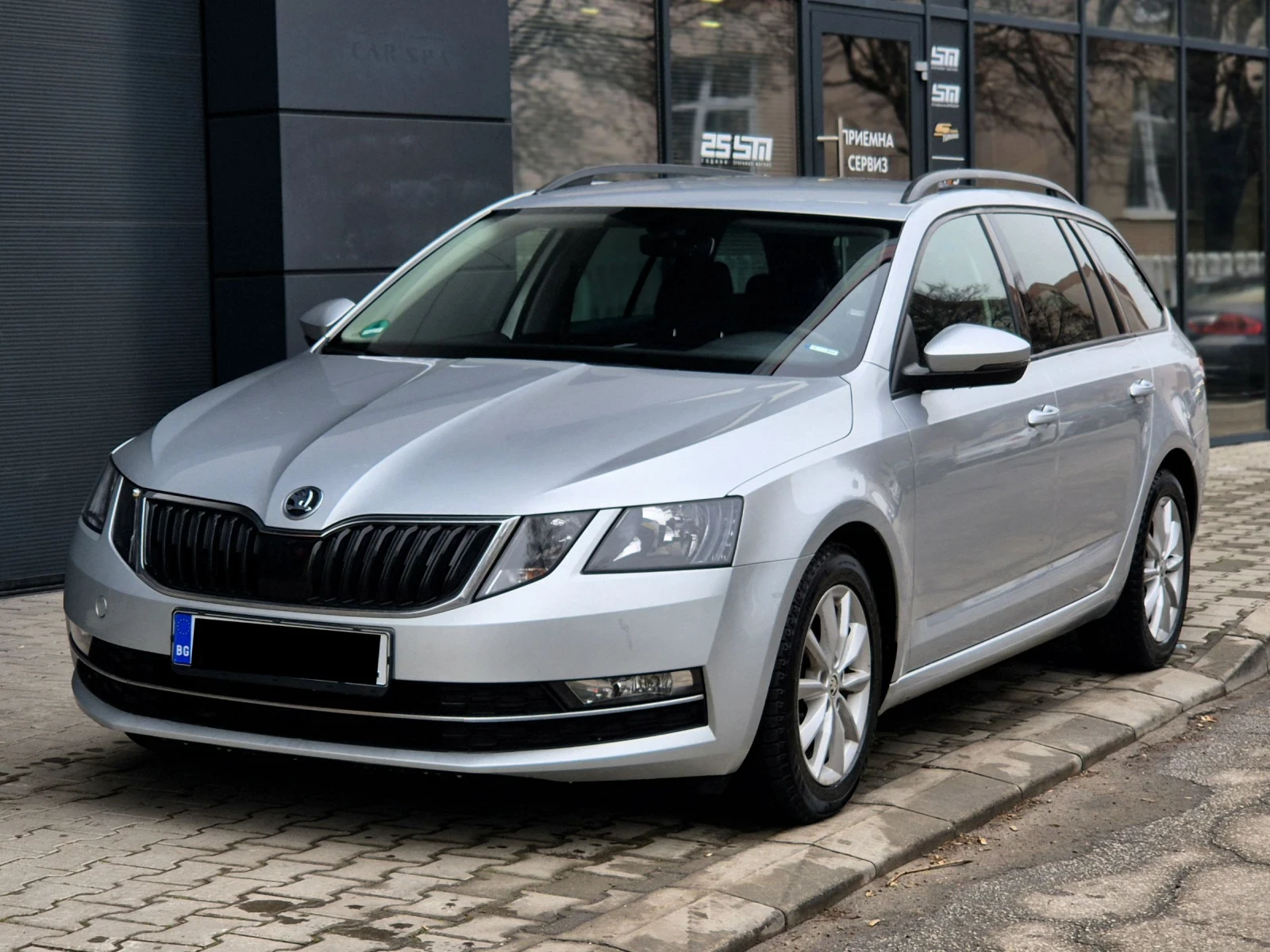 Skoda Octavia 2.0 TDI Facelift  - изображение 3
