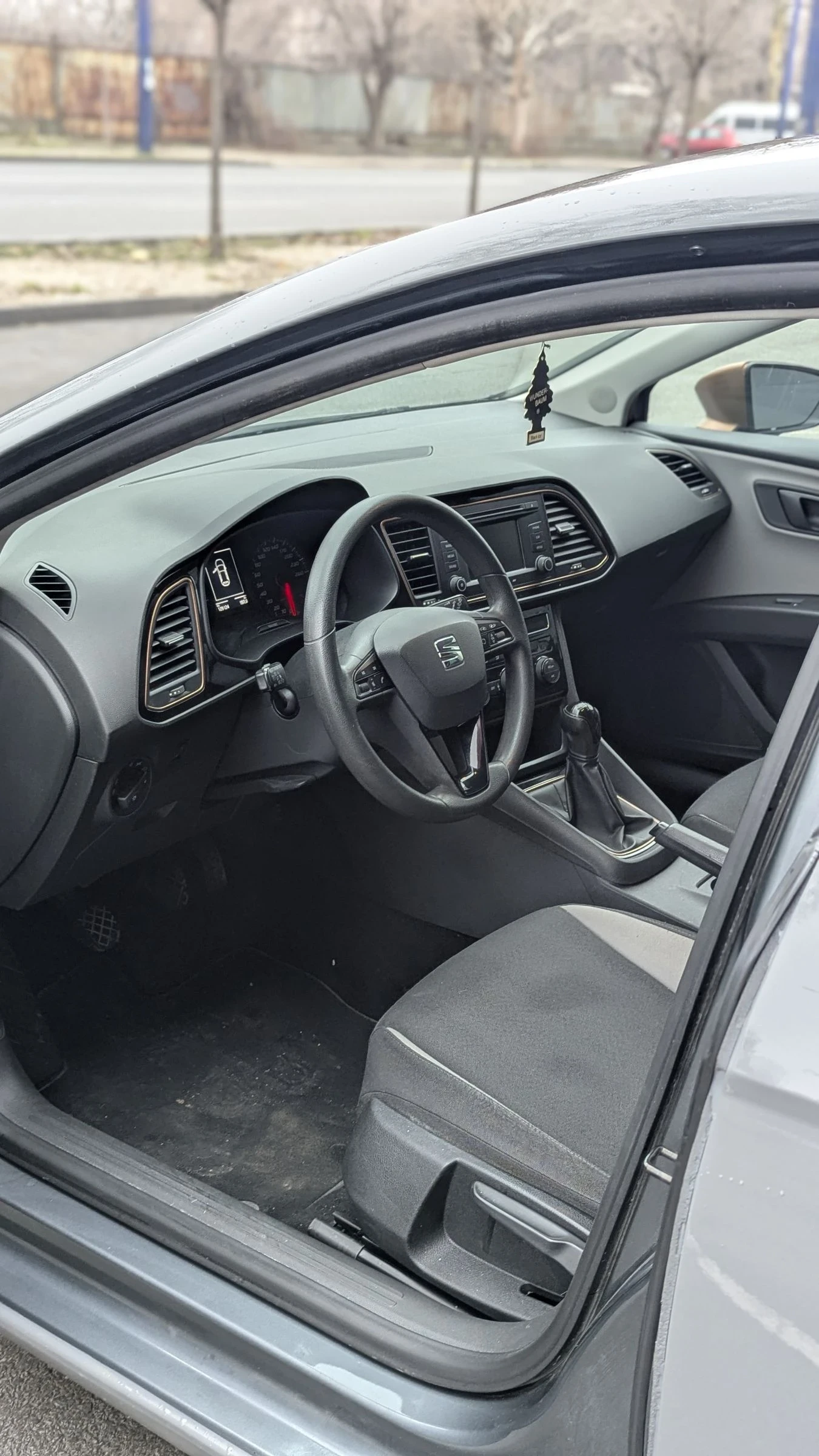 Seat Leon FR 1.6 TDI - изображение 7