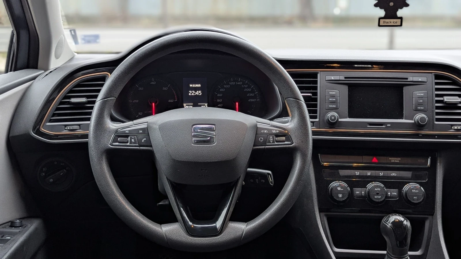 Seat Leon FR 1.6 TDI - изображение 9