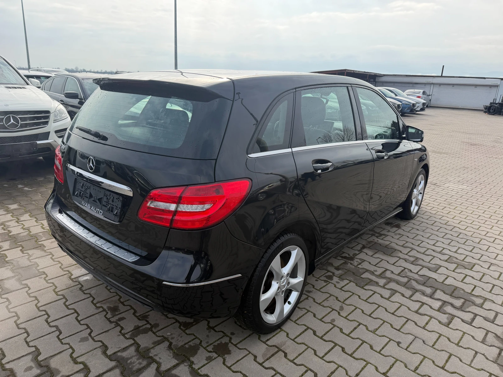 Mercedes-Benz B 200 AVTOMAT/NAVI/KOJA EURO 5 - изображение 6