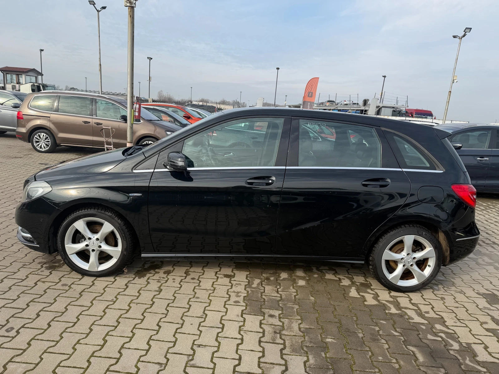 Mercedes-Benz B 200 AVTOMAT/NAVI/KOJA EURO 5 - изображение 9