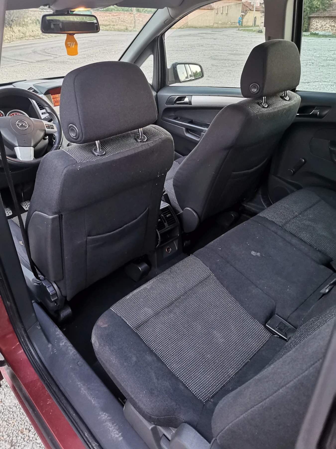 Opel Zafira 1.9 TDI150k.c - изображение 8