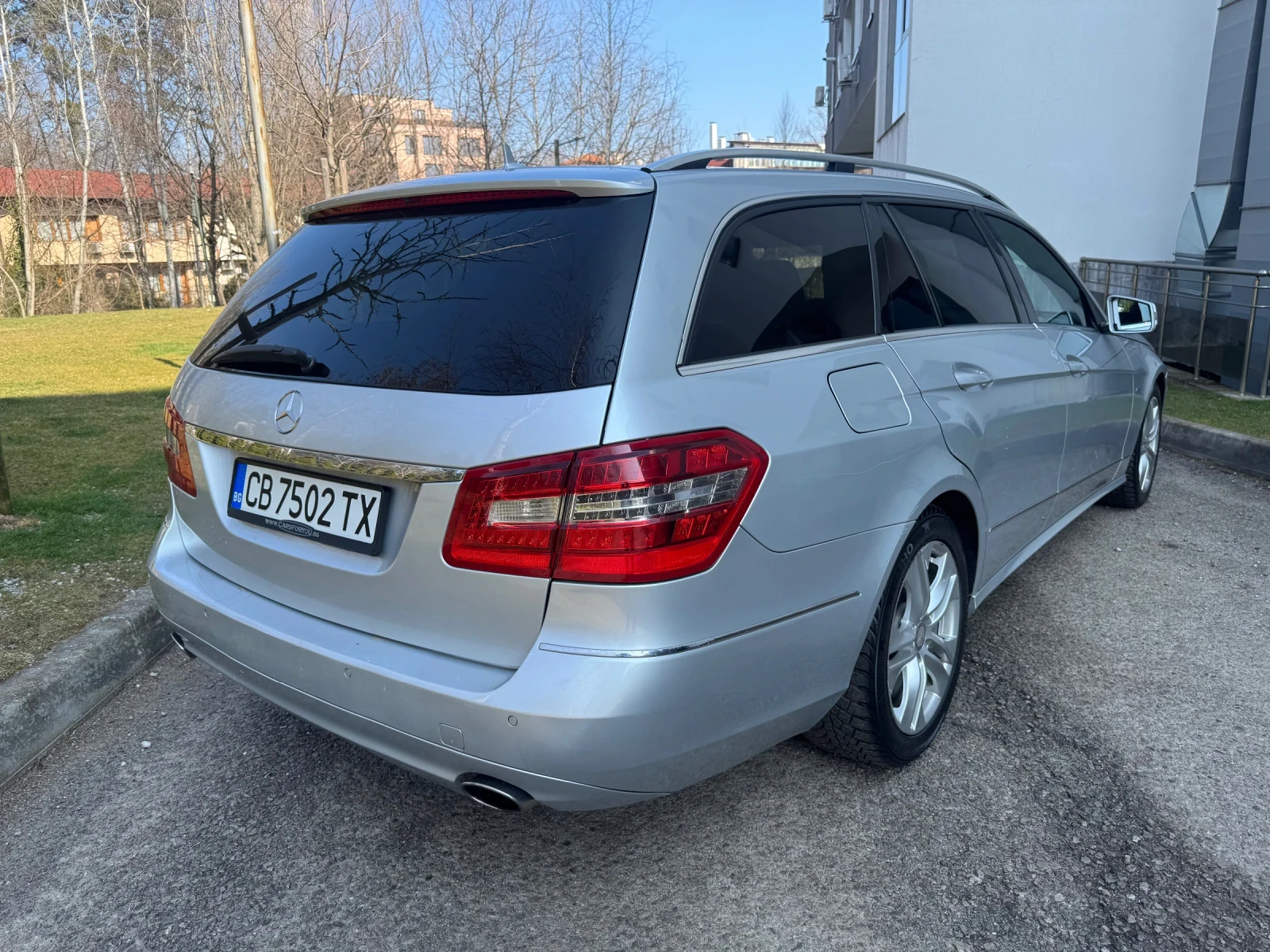 Mercedes-Benz E 300 E300d, снимка 5 - Автомобили и джипове - 53761957