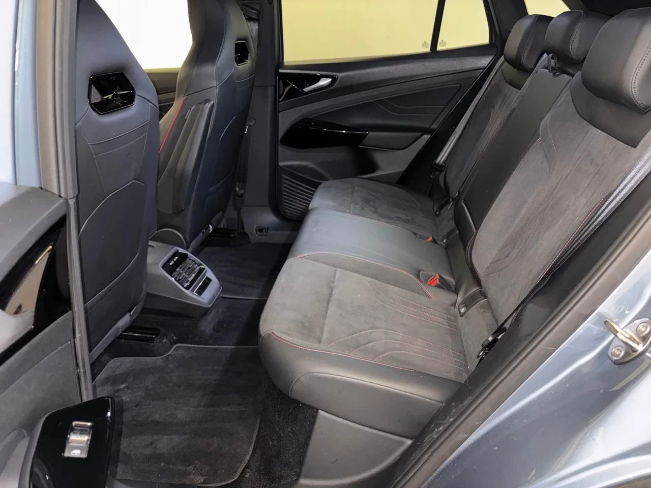 VW ID.4 GTX/220KW/4 MOTION/IQ/MASSAGE/HUD/PANO/FULL/59х.км, снимка 8 - Автомобили и джипове - 54475419