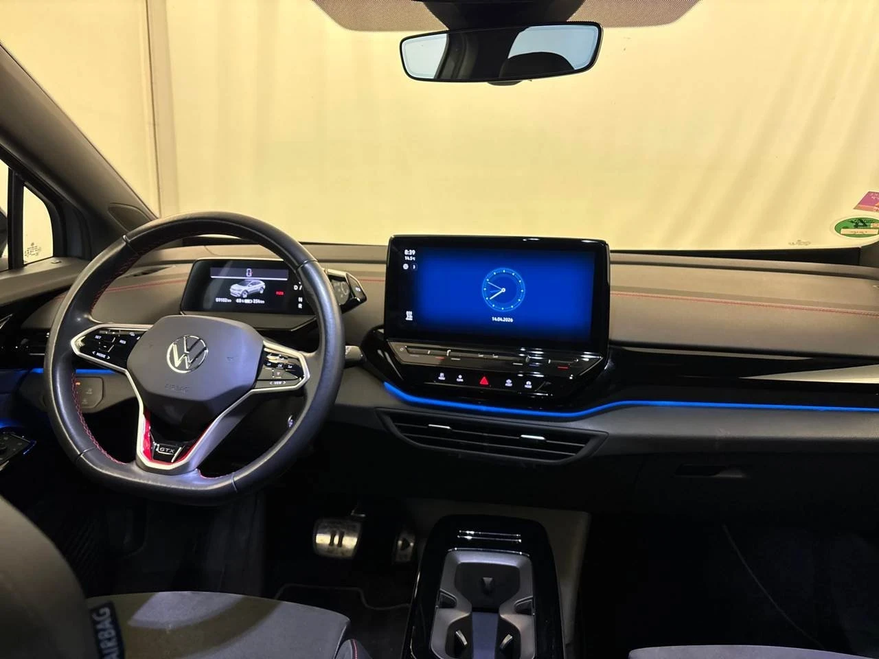VW ID.4 GTX/220KW/4 MOTION/IQ/MASSAGE/HUD/PANO/FULL/59х.км, снимка 5 - Автомобили и джипове - 54475419