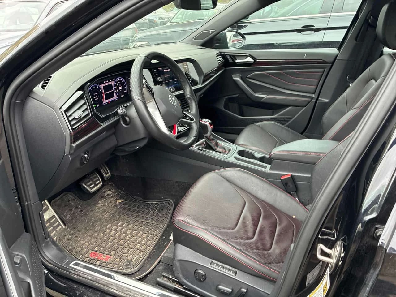 VW Jetta GLI * DSG * CARFAX * ПАНО * KEYLESS * ПОДГРЕВИ, снимка 5 - Автомобили и джипове - 54790091