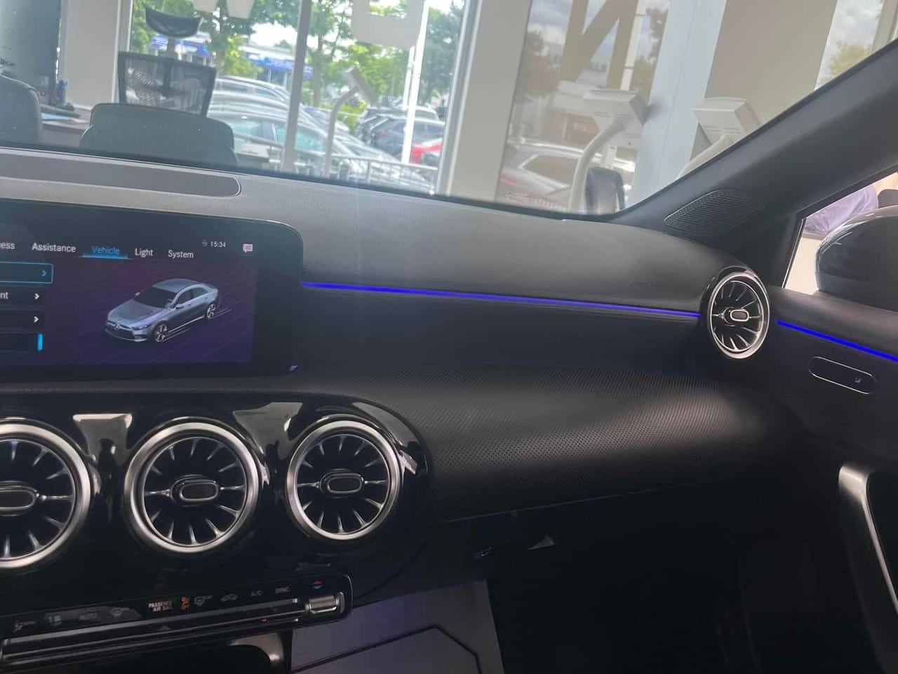 Mercedes-Benz A 220 * 4MATIC Sedan* АВТОКРЕДИТ БЕЗ ПЪРВОНАЧАЛНА ВНОСКА, снимка 12 - Автомобили и джипове - 54921885