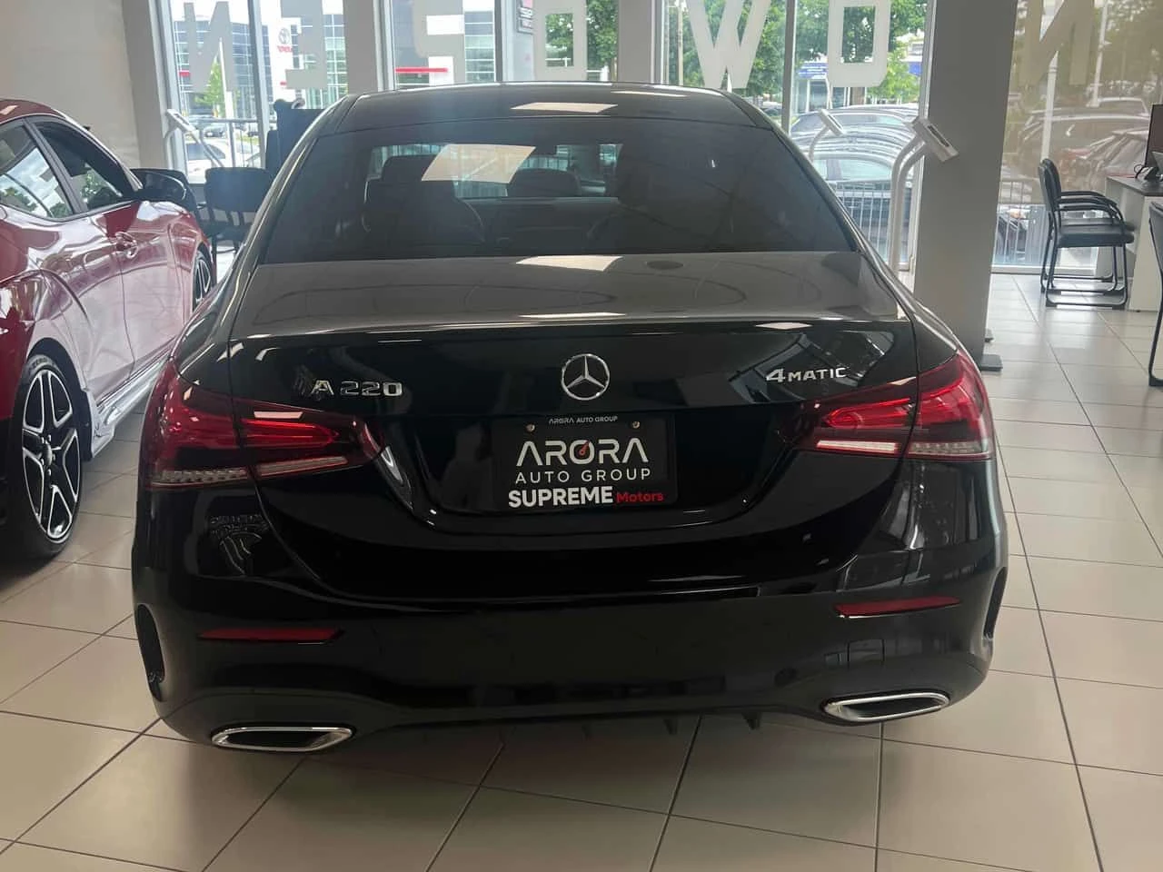 Mercedes-Benz A 220 * 4MATIC Sedan* АВТОКРЕДИТ БЕЗ ПЪРВОНАЧАЛНА ВНОСКА, снимка 4 - Автомобили и джипове - 54921885