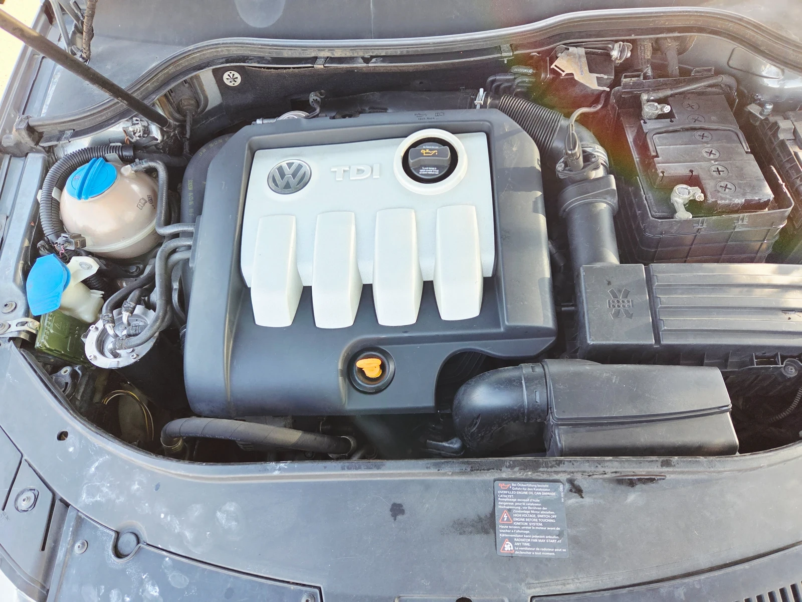 VW Passat 2, 000TDI EURO4 , снимка 14 - Автомобили и джипове - 55237144