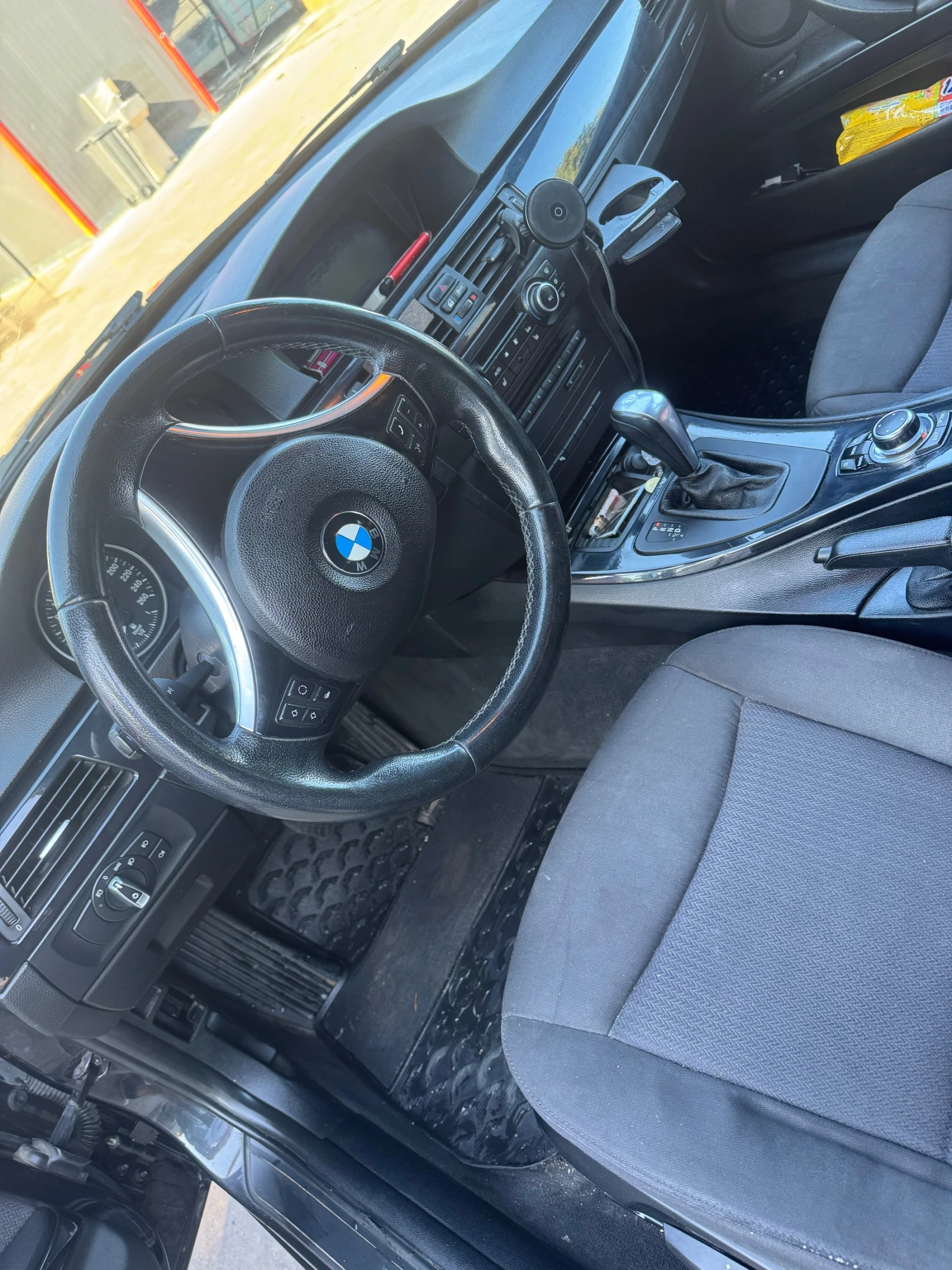 BMW 320 М пакет само на задно!, снимка 8 - Автомобили и джипове - 55463168