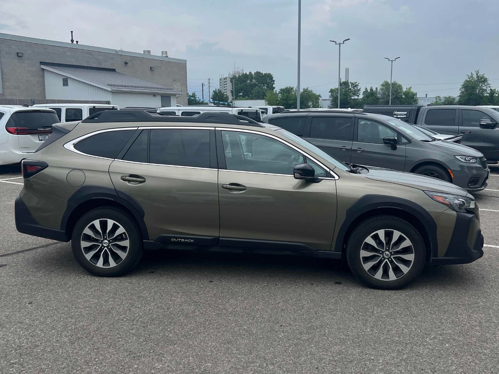 Subaru Outback LIMITED* XT* ПОДГРЕВ* KEYLESS* KAMERA, снимка 4 - Автомобили и джипове - 55533252