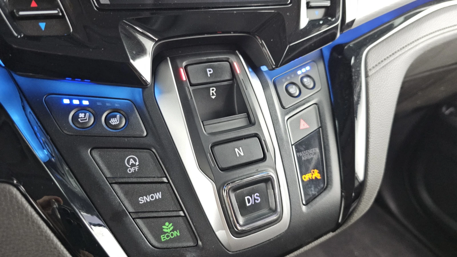 Honda Odyssey 3.5* ЕЛ. БАГАЖНИК* BLIND SPOT* ЛЮК* КРАЙНА ЦЕНА, снимка 9 - Автомобили и джипове - 55594275