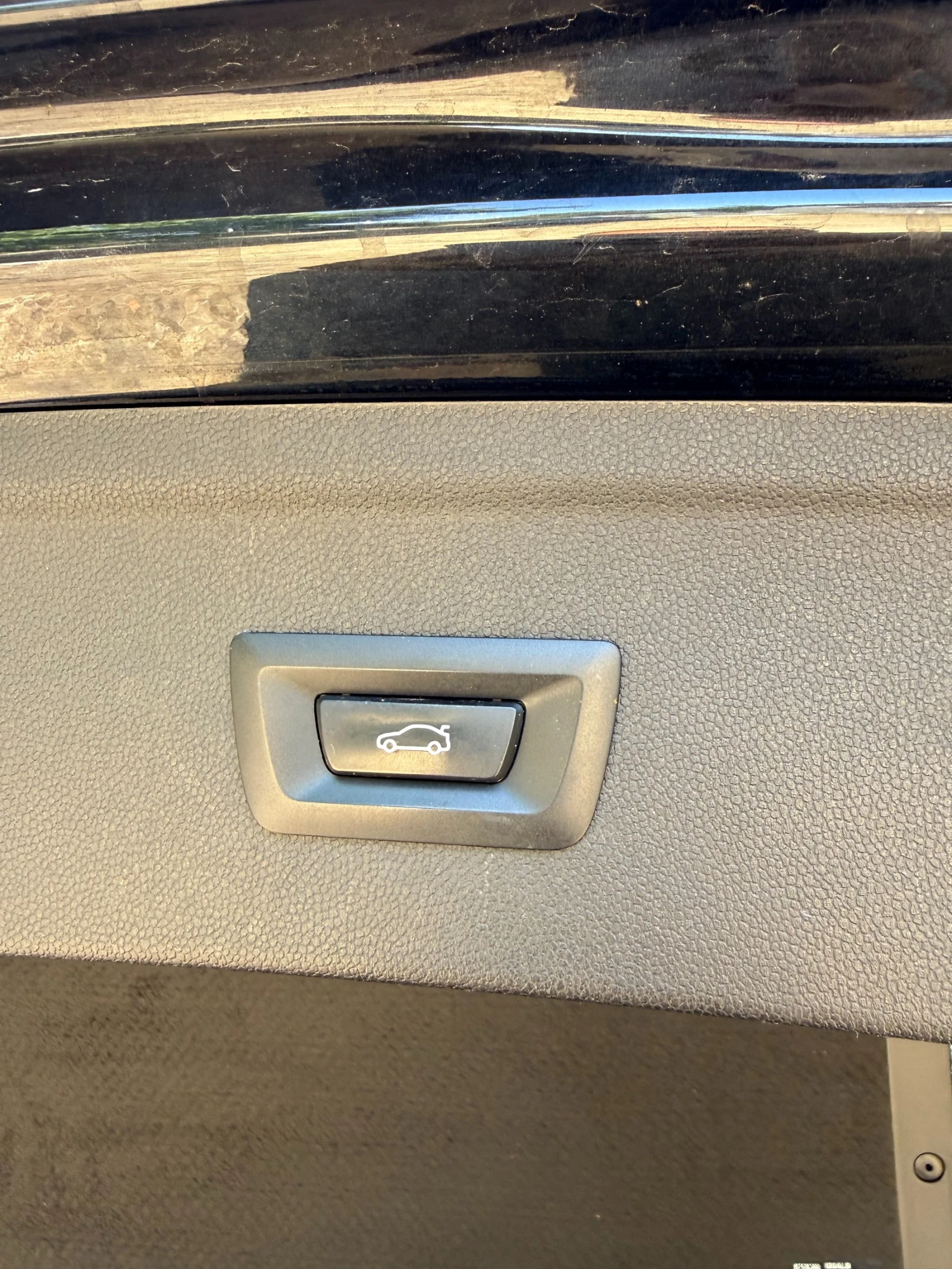 BMW iX 40 xDrive Massage, Sky Lounge, HeadUp, снимка 8 - Автомобили и джипове - 55650730