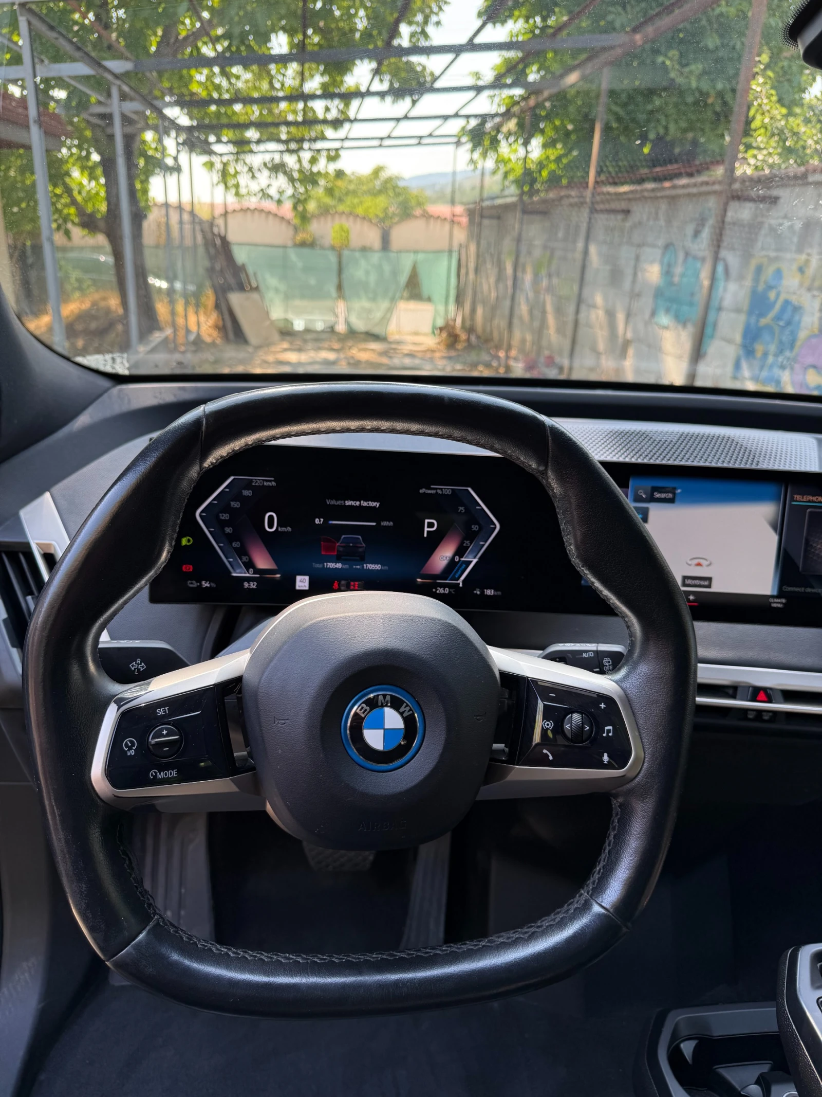 BMW iX 40 xDrive Massage, Sky Lounge, HeadUp, снимка 14 - Автомобили и джипове - 55650730