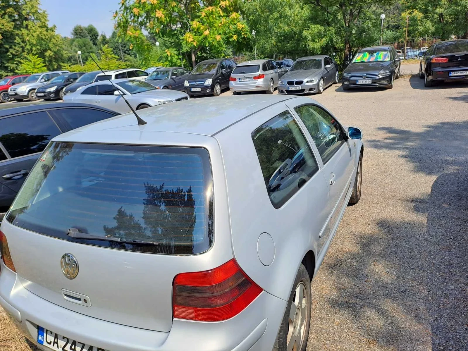 VW Golf 1.6 Газ/Бензин, снимка 2 - Автомобили и джипове - 55715744