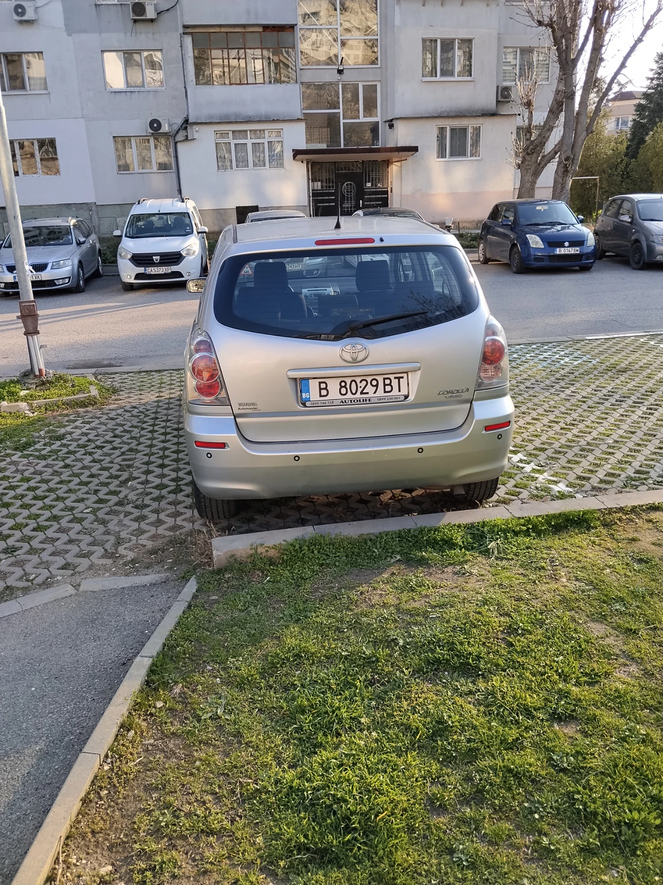 Toyota Corolla verso, снимка 6 - Автомобили и джипове - 55768596