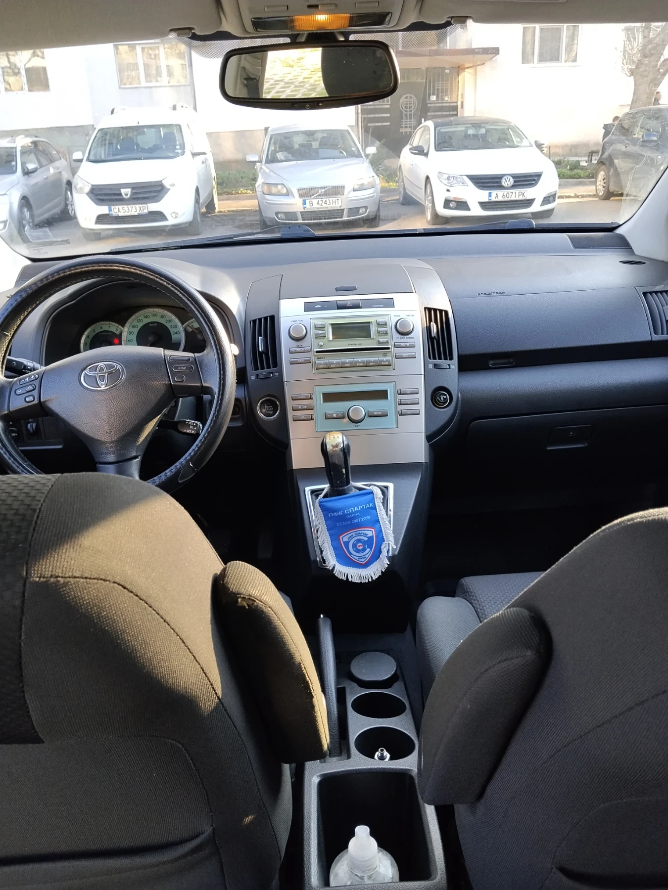 Toyota Corolla verso, снимка 8 - Автомобили и джипове - 55768596