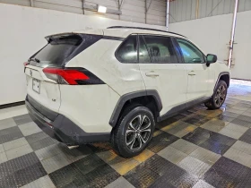 Toyota Rav4 LE, снимка 5