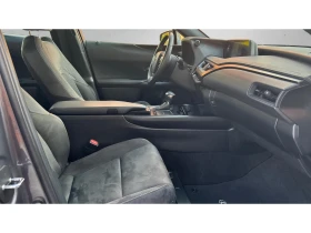 Lexus UX 250h Месечна вноска от 388  , снимка 9