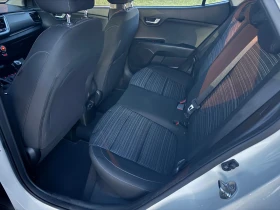 Обява за продажба на Kia Stonic 1.6Дизел ~19 999 лв. - изображение 7 | Auto.bg Обява за продажба на Kia Stonic 1.6Дизел ~19 999 лв. - изображение 7