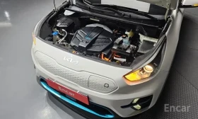 Kia Niro ОБДУХВАНЕ / 64 KWH / FWD / ДИСТРОНИК / ЛИЗИНГ | Auto.bg — изображение 6