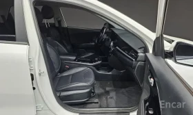 Kia Niro ОБДУХВАНЕ / 64 KWH / FWD / ДИСТРОНИК / ЛИЗИНГ | Auto.bg — изображение 11