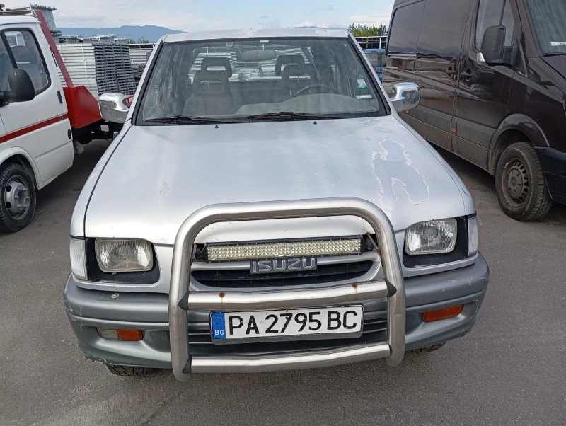 Isuzu Rodeo 3.1td, снимка 3 - Автомобили и джипове - 46452745