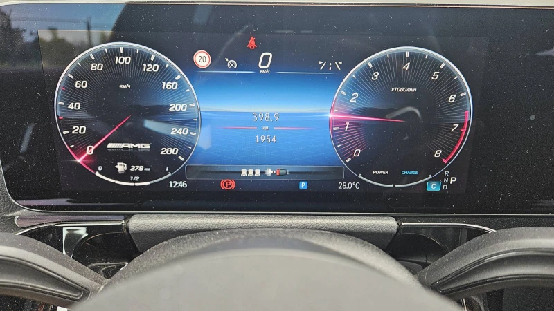 Mercedes-Benz GLA 35 4MATIC, снимка 17 - Автомобили и джипове - 49705813