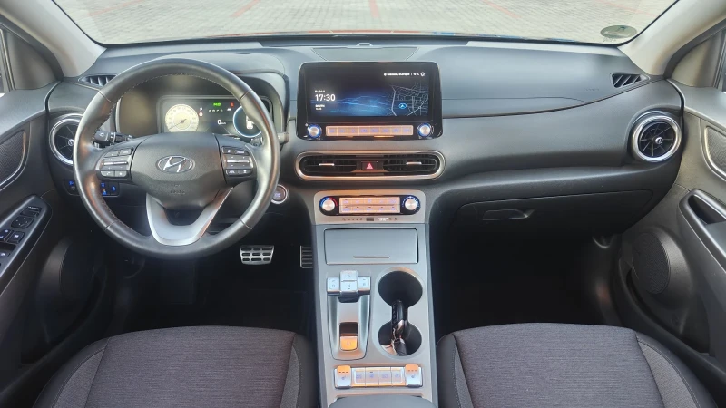 Hyundai Kona Prime/64kwh/HUD/Термопомпа/Сервизна книжка, снимка 7 - Автомобили и джипове - 52711261