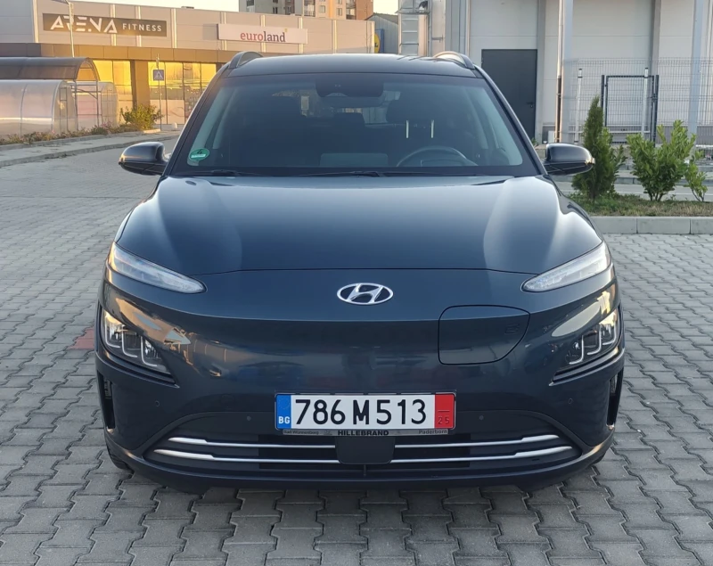 Hyundai Kona Prime/64kwh/HUD/Термопомпа/Сервизна книжка, снимка 2 - Автомобили и джипове - 52711261
