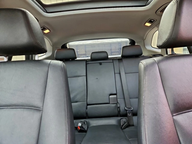 BMW X1, снимка 10 - Автомобили и джипове - 53096714