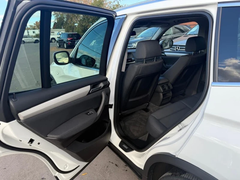 BMW X1 xDrive28i* Автокредит* (Цена до БГ), снимка 8 - Автомобили и джипове - 53416820