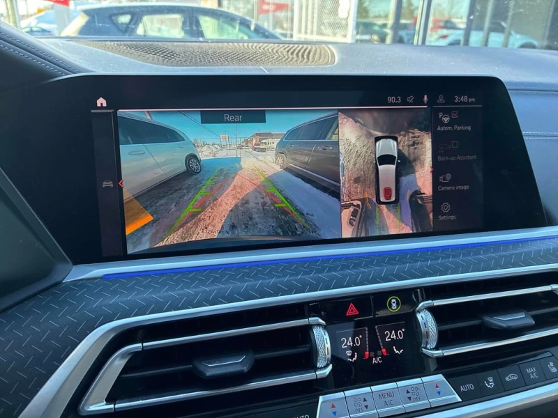 BMW X7 xDrive40i * * LASER * Масаж * Обдухване * M пакет, снимка 16 - Автомобили и джипове - 53460544