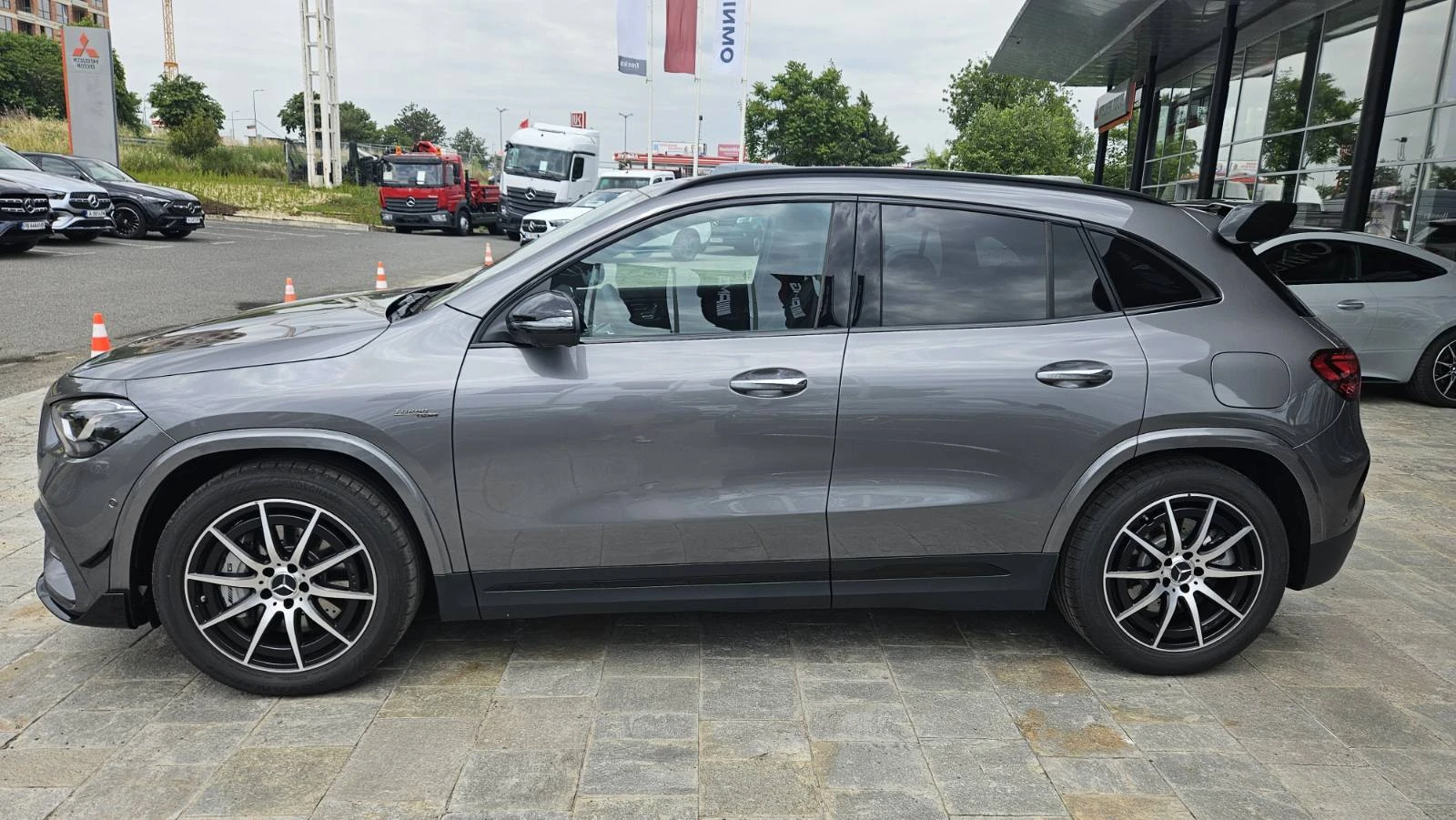 Mercedes-Benz GLA 35 4MATIC - изображение 5