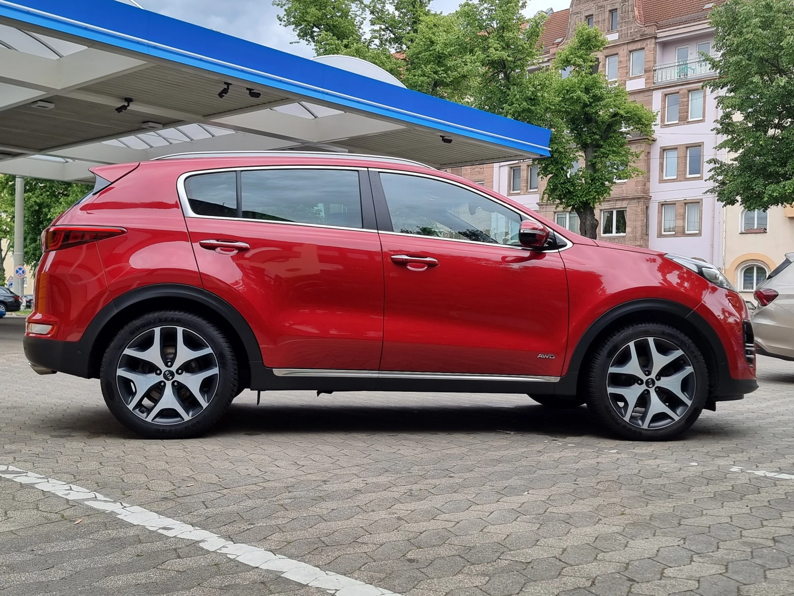 Kia Sportage GT Line - изображение 4
