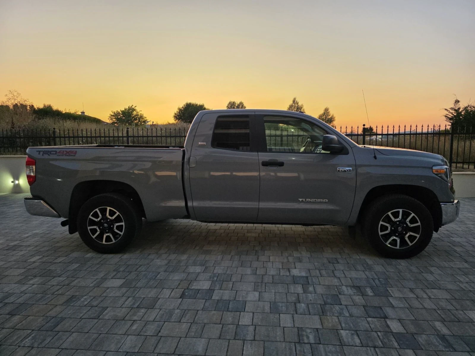 Toyota Tundra 5.7, TRD 4x4, , N1, ФЕЙСЛИФТ!!! - изображение 4