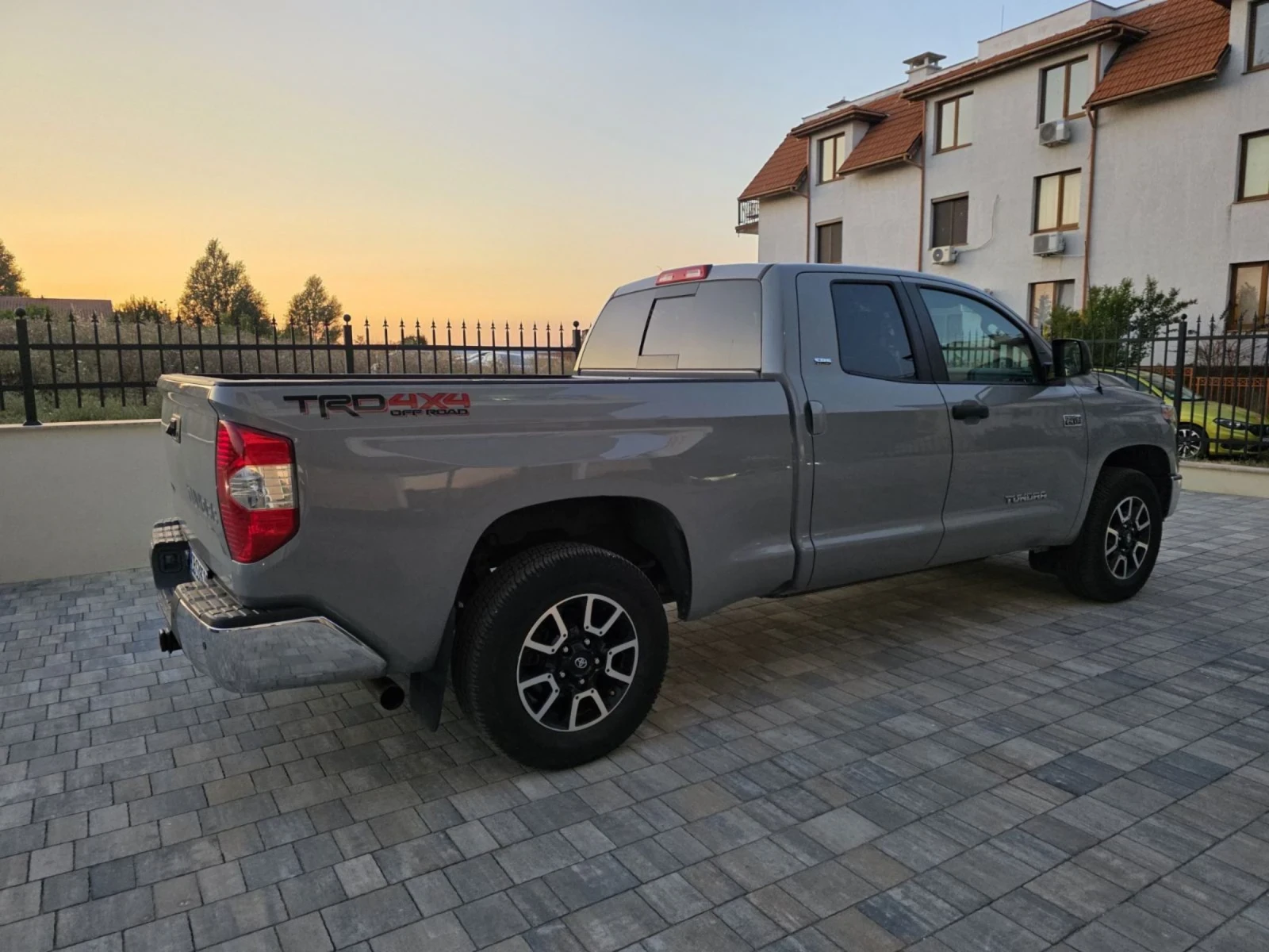 Toyota Tundra 5.7, TRD 4x4, , N1, ФЕЙСЛИФТ!!! - изображение 3