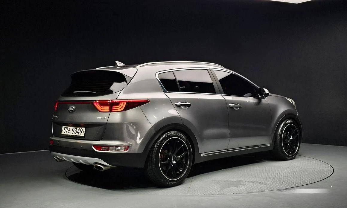 Kia Sportage Diesel 2WD Noblesse  * НАЙ-ДОБРА ЦЕНА В БЪЛГАРИЯ*  - изображение 2