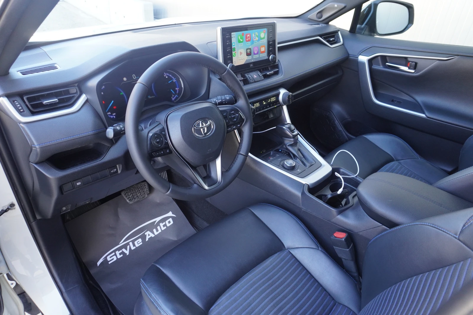 Toyota Rav4 2.5i Hybrid AWD-i Exclusive/БЯЛА ПЕРЛА - изображение 9