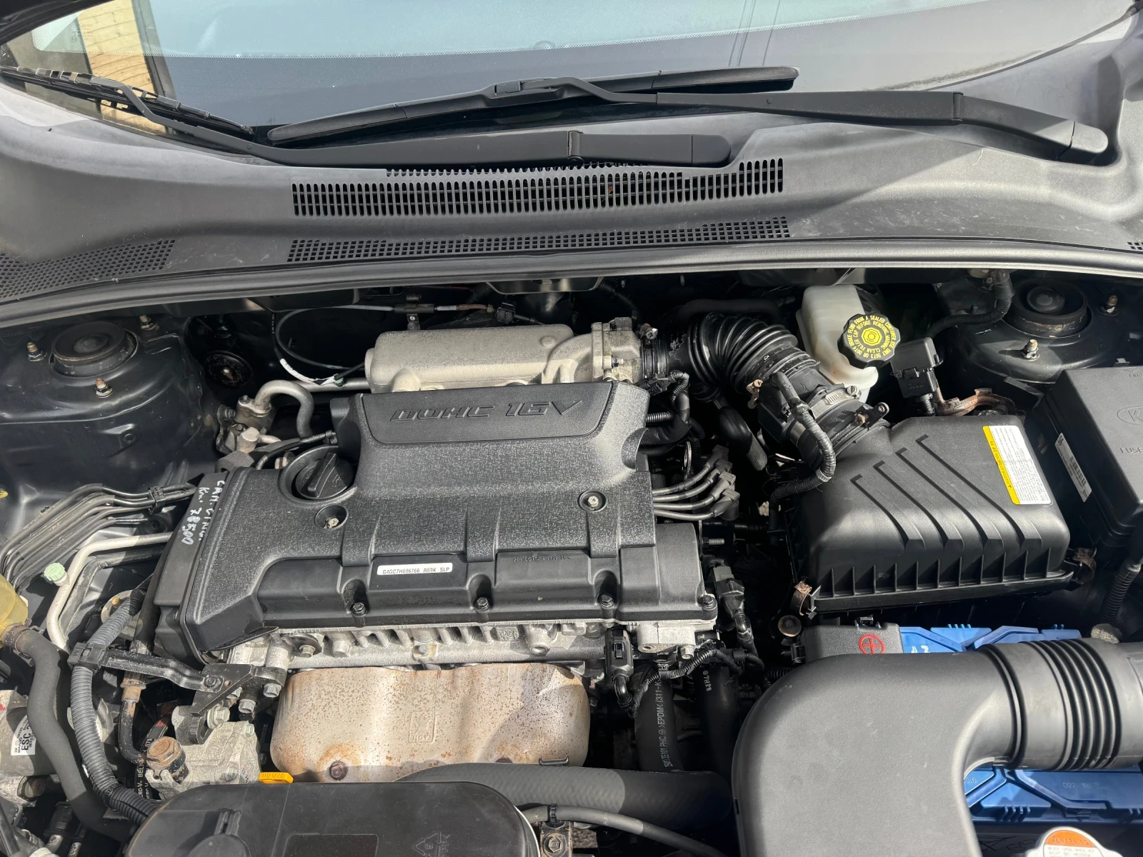 Kia Sportage 2.0i, снимка 14 - Автомобили и джипове - 53905622