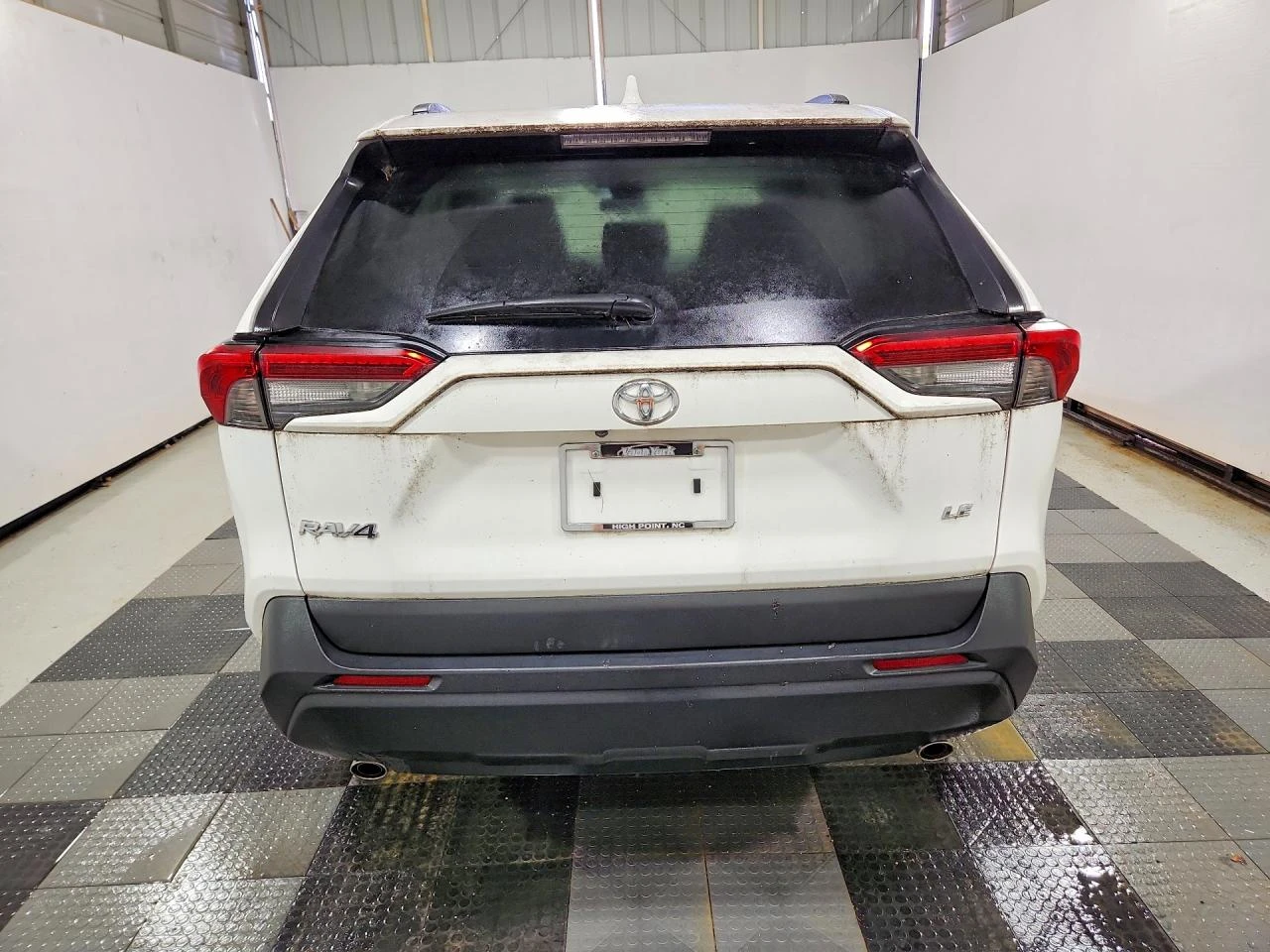 Toyota Rav4 LE, снимка 6 - Автомобили и джипове - 54667337