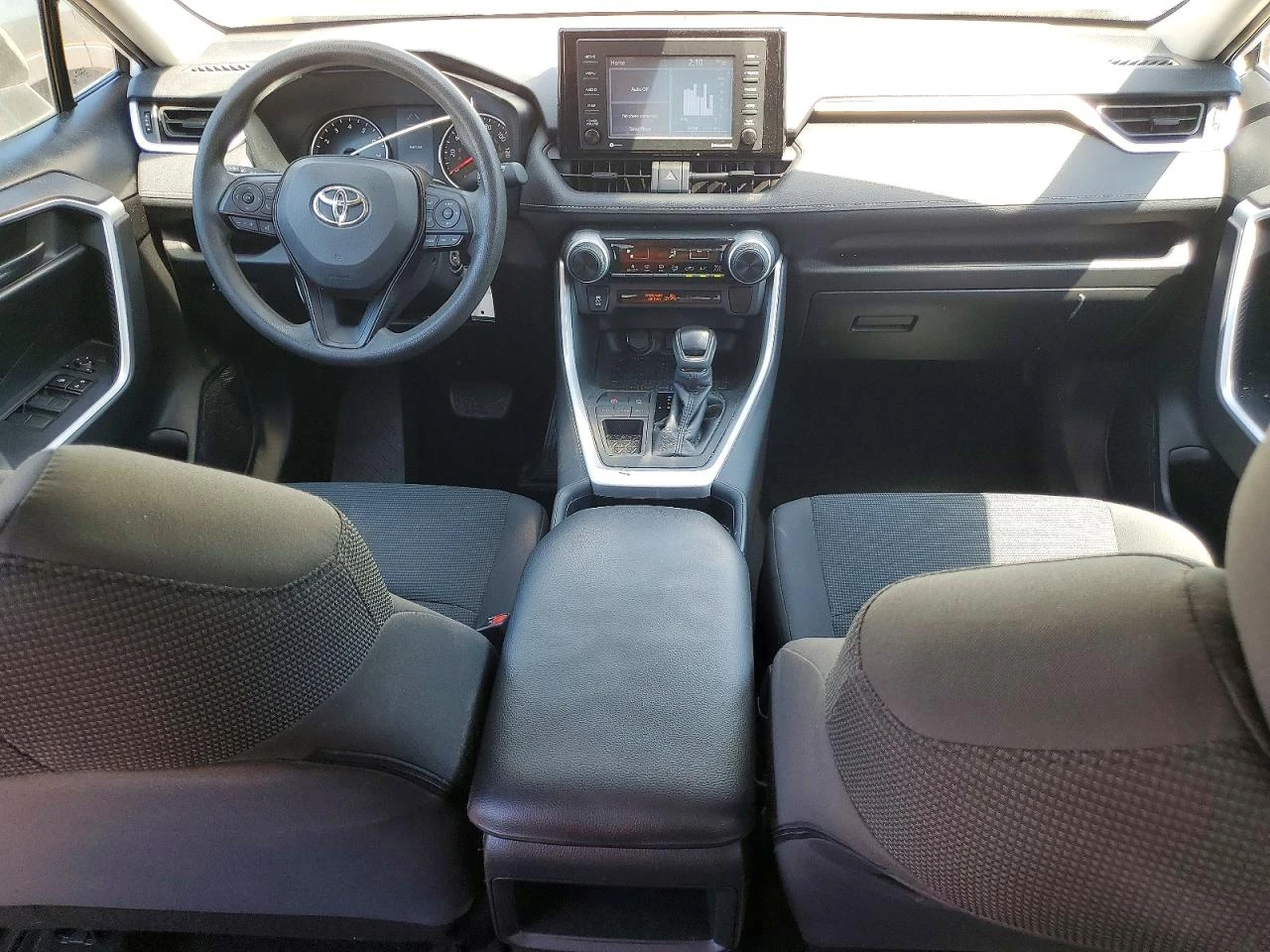 Toyota Rav4 LE, снимка 8 - Автомобили и джипове - 54667337