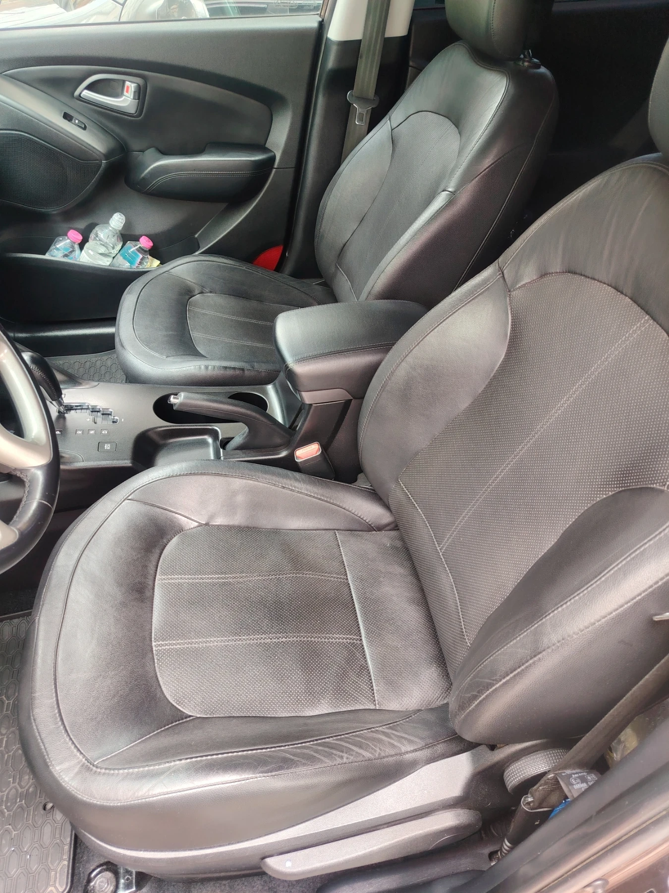 Hyundai IX35, снимка 10 - Автомобили и джипове - 55618972